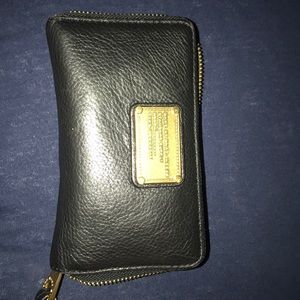 Marc Jacobs zip wallet